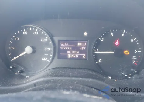 2018 Mercedes-Benz Metris z USA, uszkodzony, nr VIN WD3PG3EA9J3464864